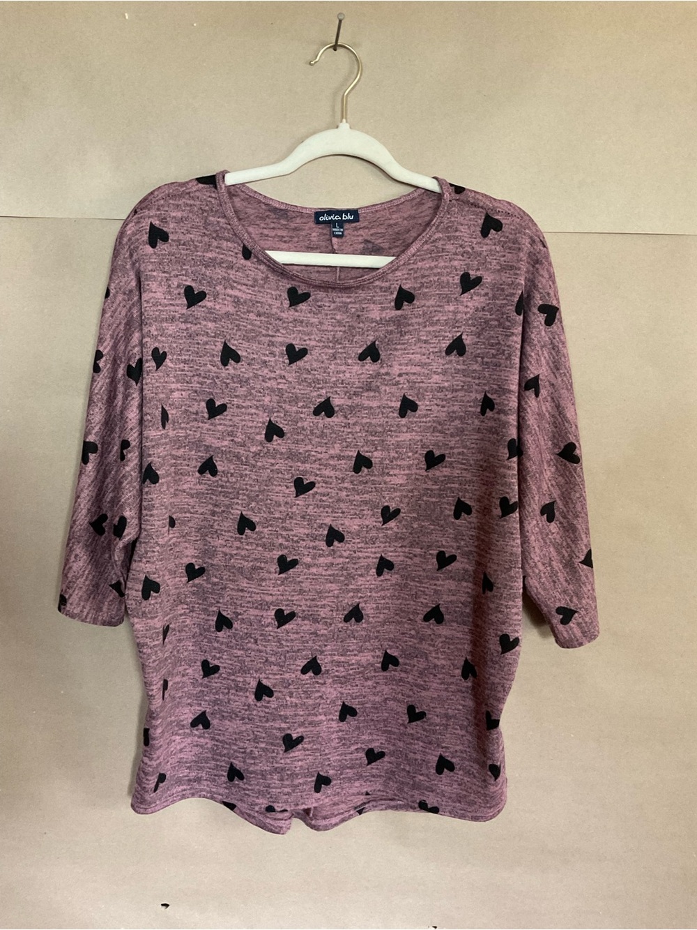 Olivia Blu top with black heart print. Size L. - Picture 1 of 9